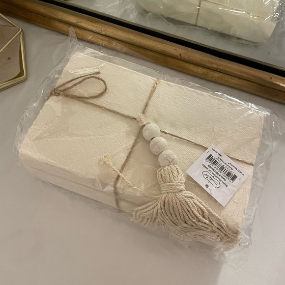 Decorative Books - Picture 4 of 6